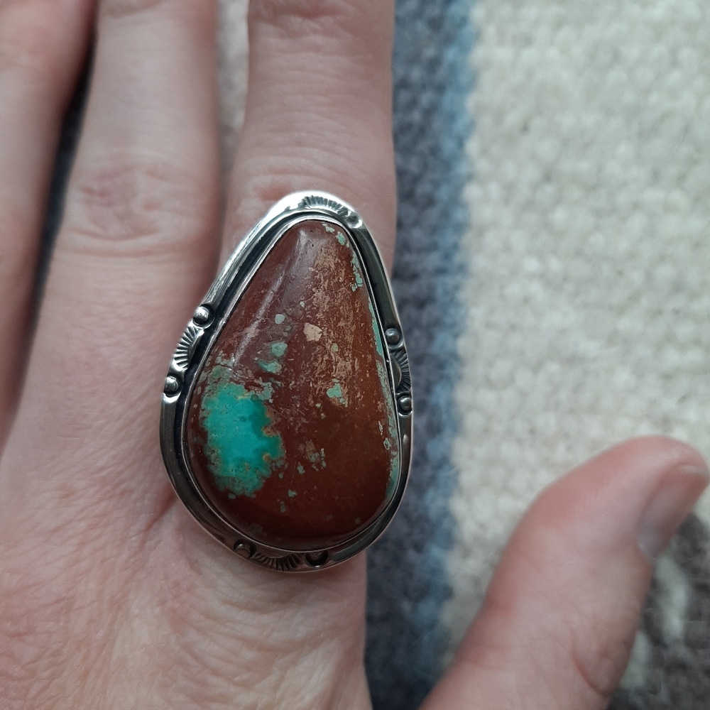 ❗MOVING SALE❗Sterling silver Navajo Boulder Turquoise ring size 8